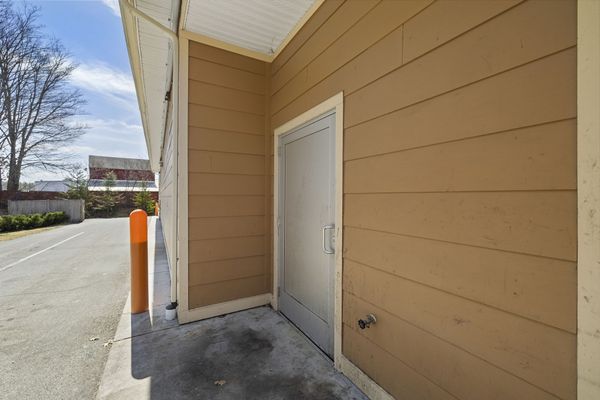 148 Charlestown Rd