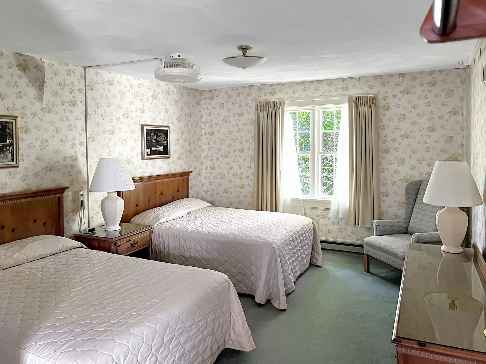 Photo 21 of Down Easter Inn