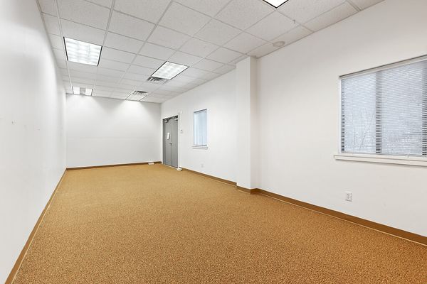 4 Industrial Pkwy