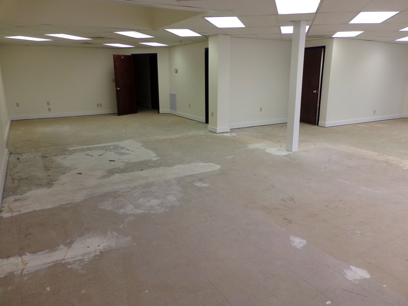 Photo 112 of 401 Gilford Ave, Unit: 122
