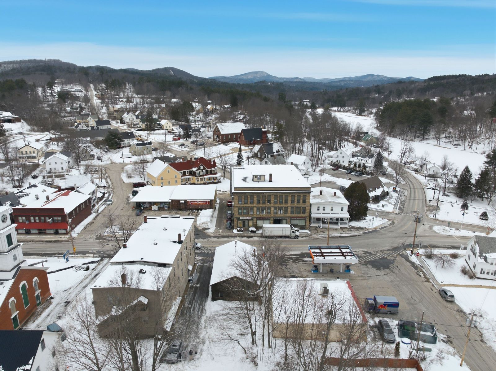 Photo 9 of 47 Main Street