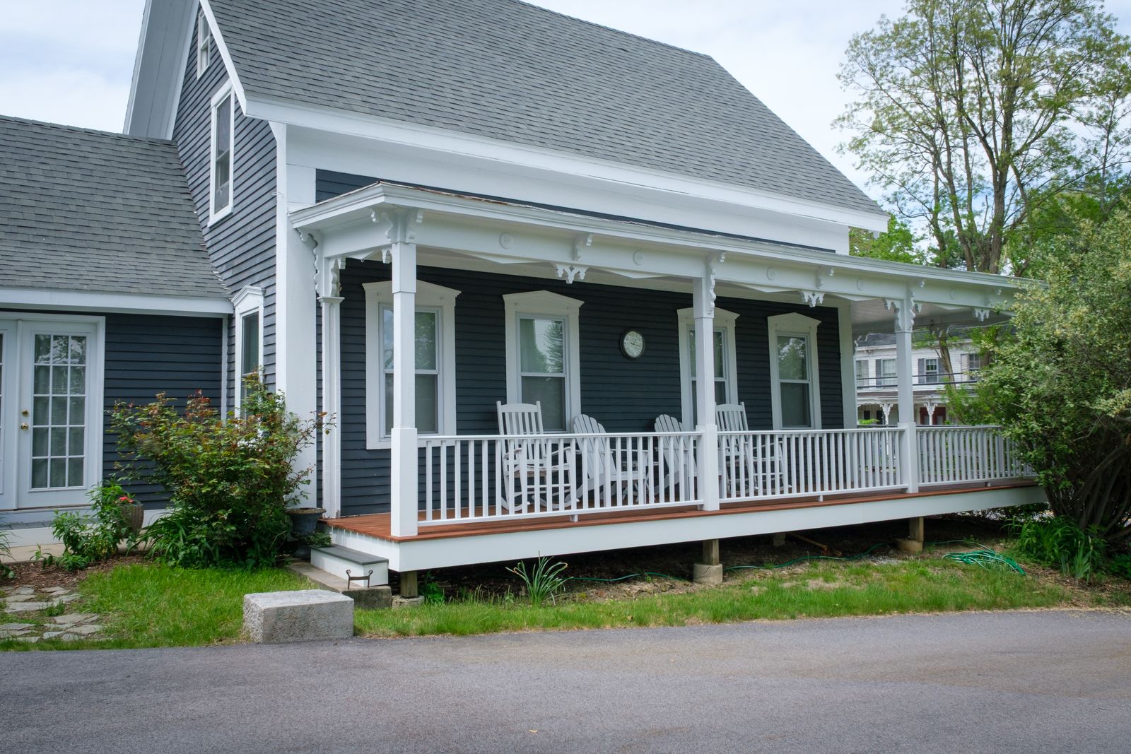 Photo 8 of 10 N Main St
