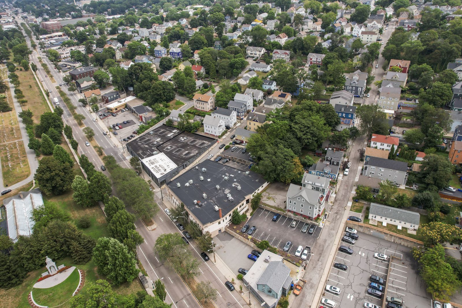 Photo 7 of 845 N Main St