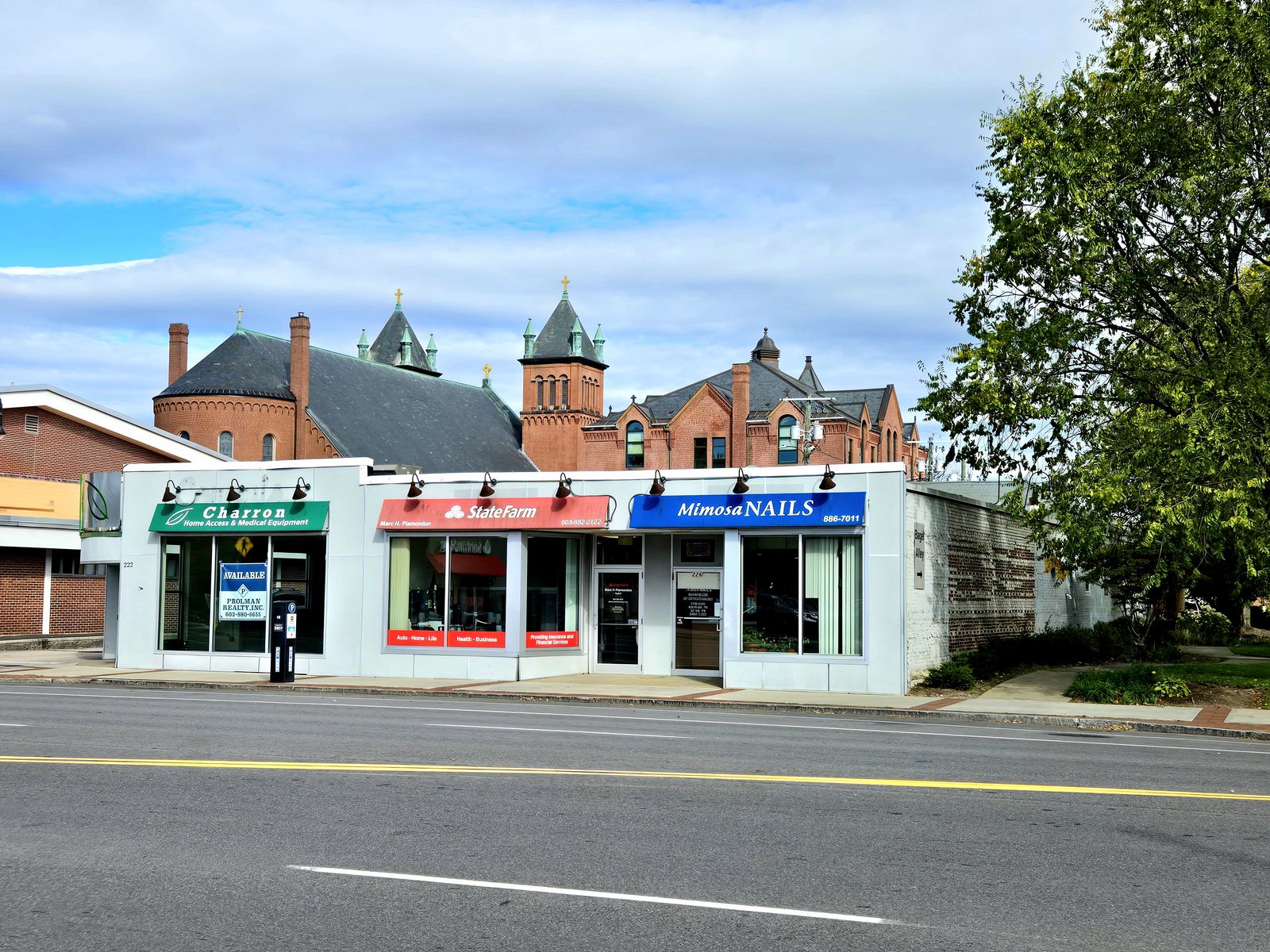 Photo 5 of 222 Main St