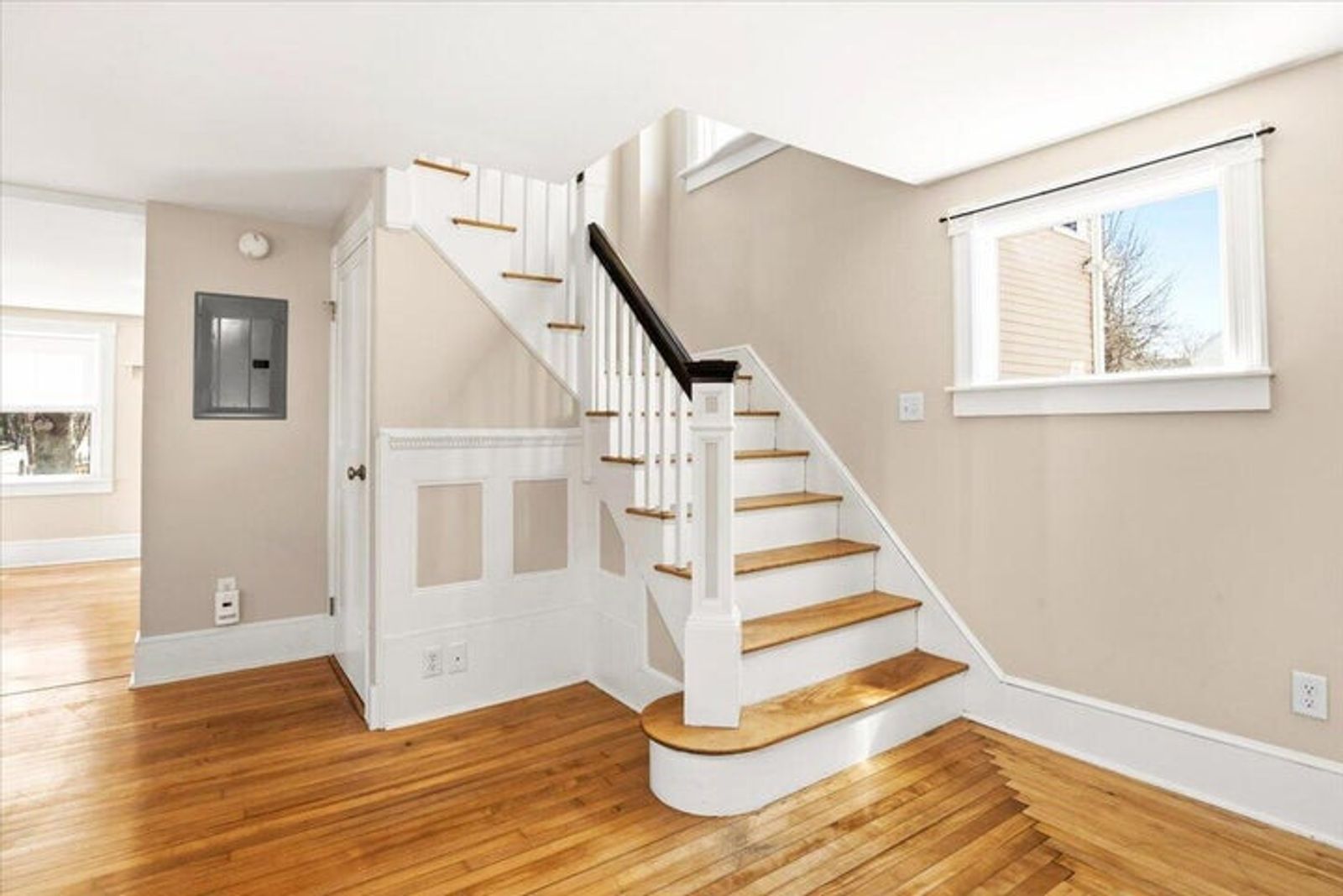 Photo 16 of 60 North St