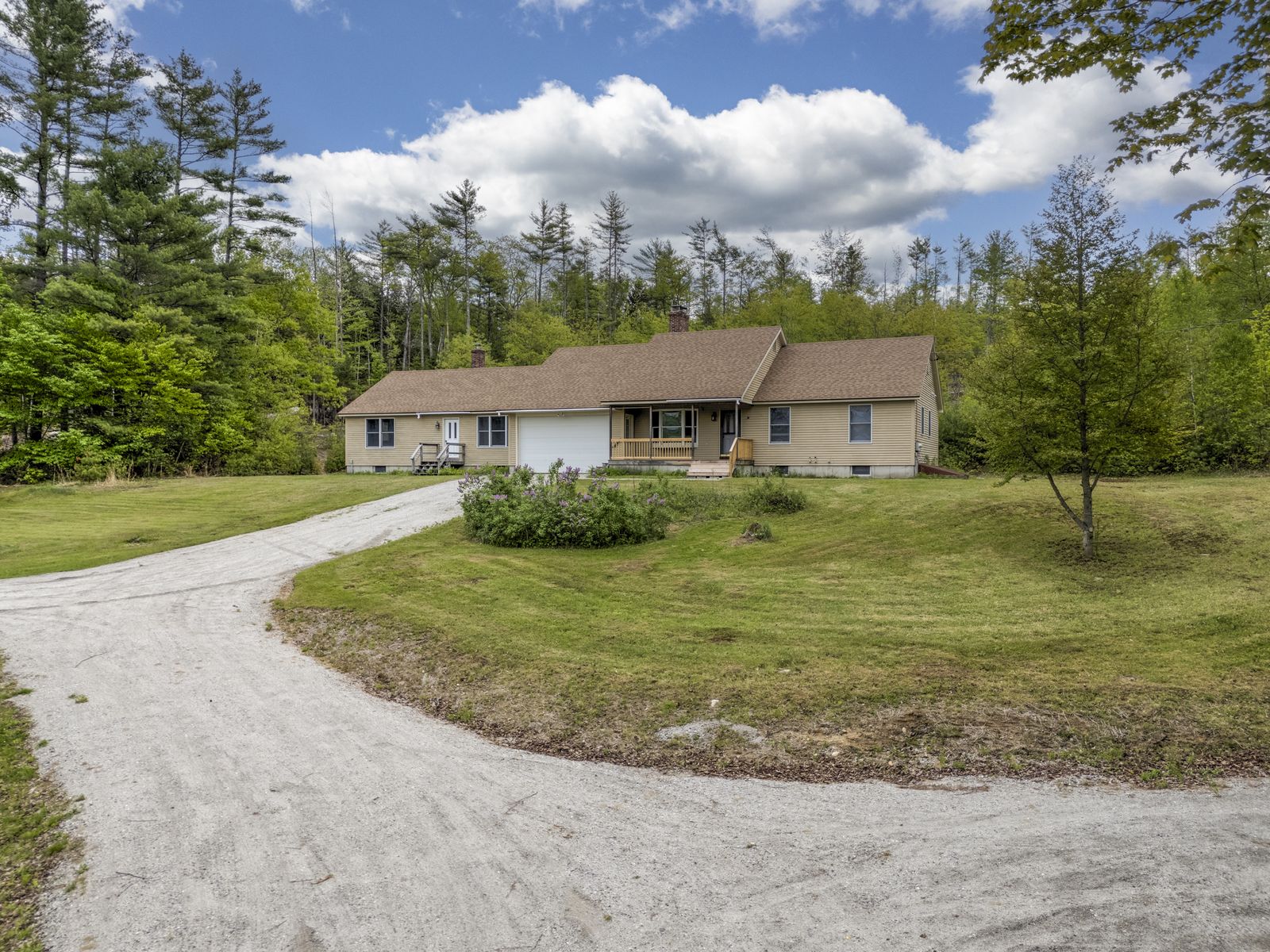Photo 2 of 2139 Intervale Rd