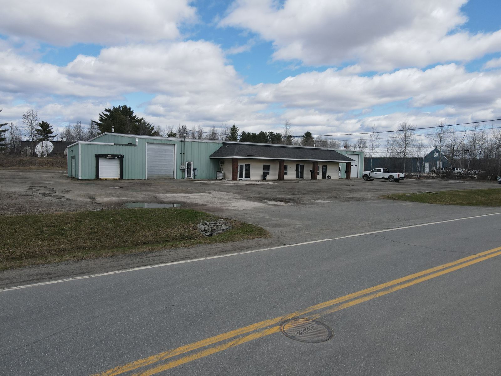 Photo 6 of 121 Target Industrial Circle