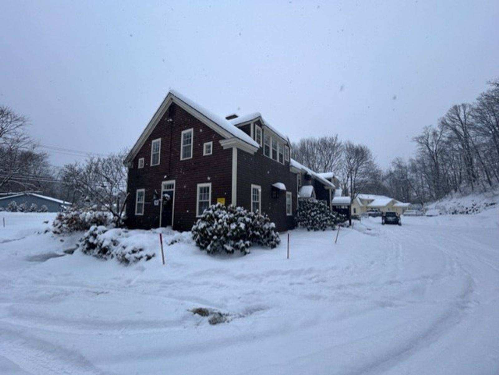 Photo 3 of 93 S Main St