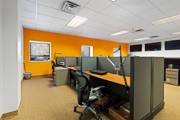 4 Industrial Pkwy