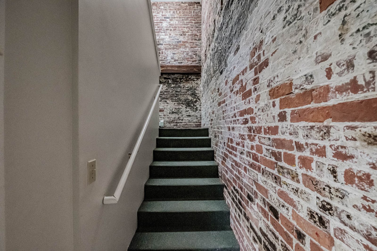 Photo 16 of 181 Brackett St