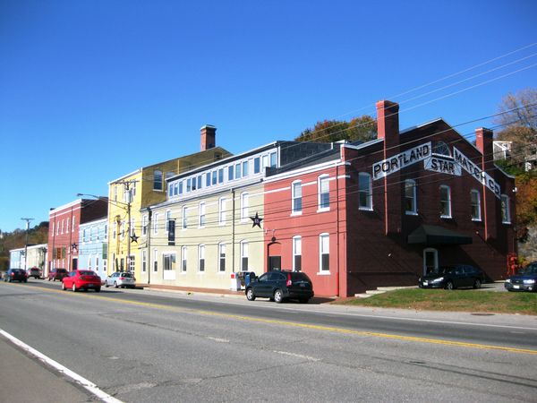 65 W Commercial Street