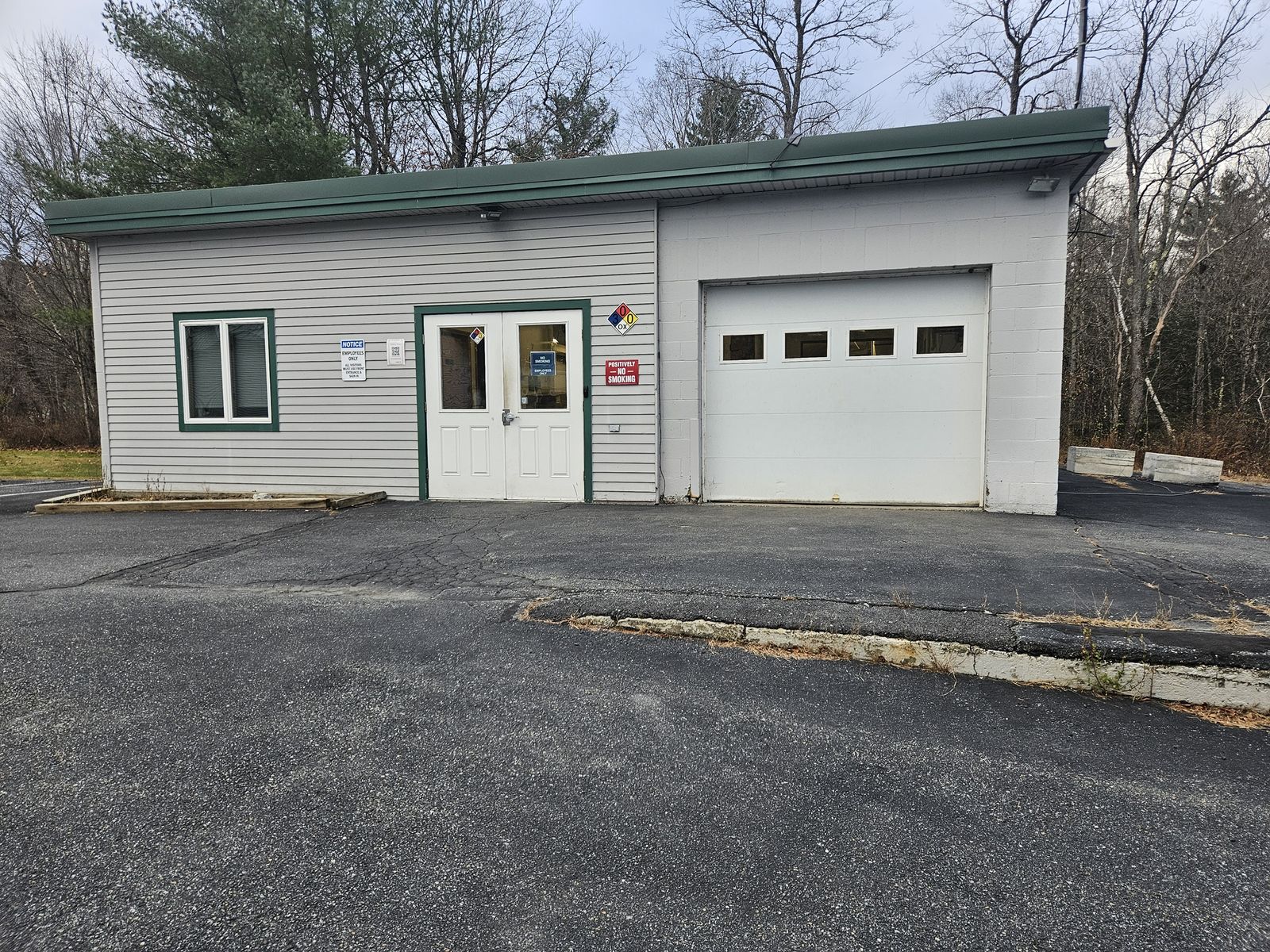 Photo 14 of 240 Meriden Rd