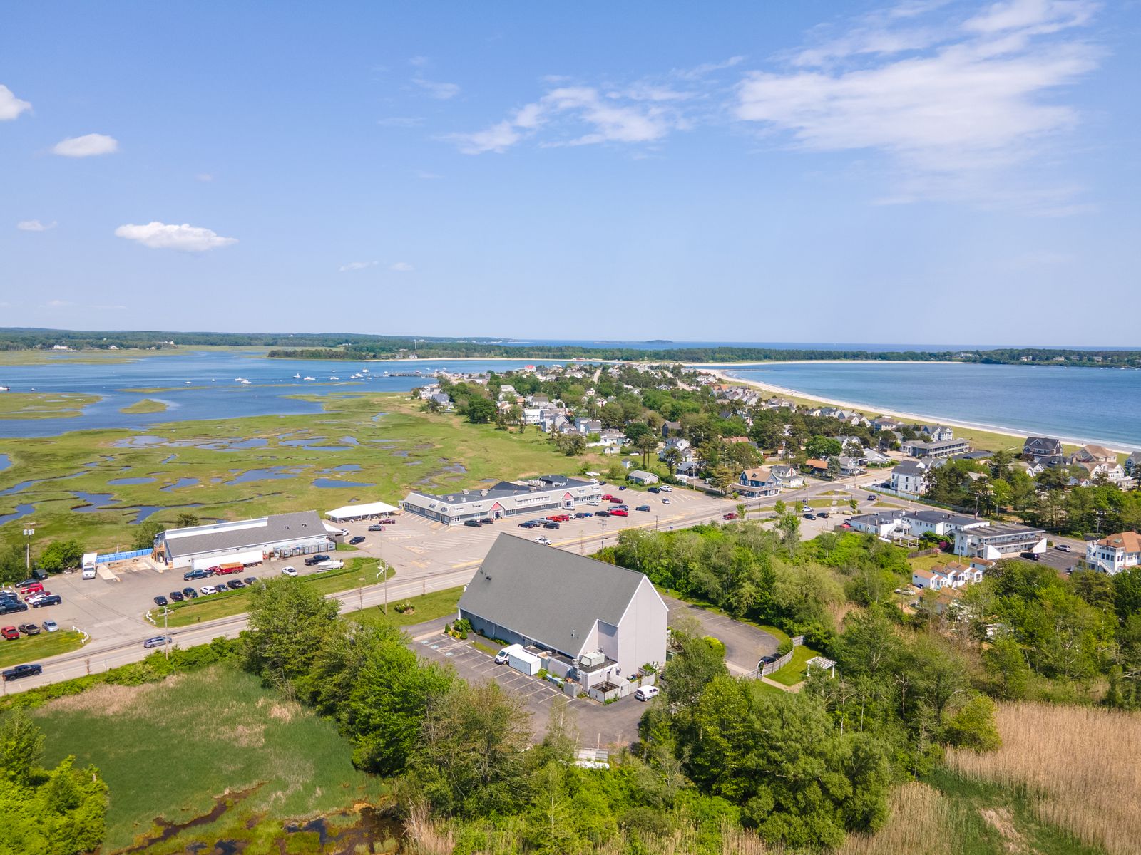 Photo 4 of 353 Pine Point Rd 