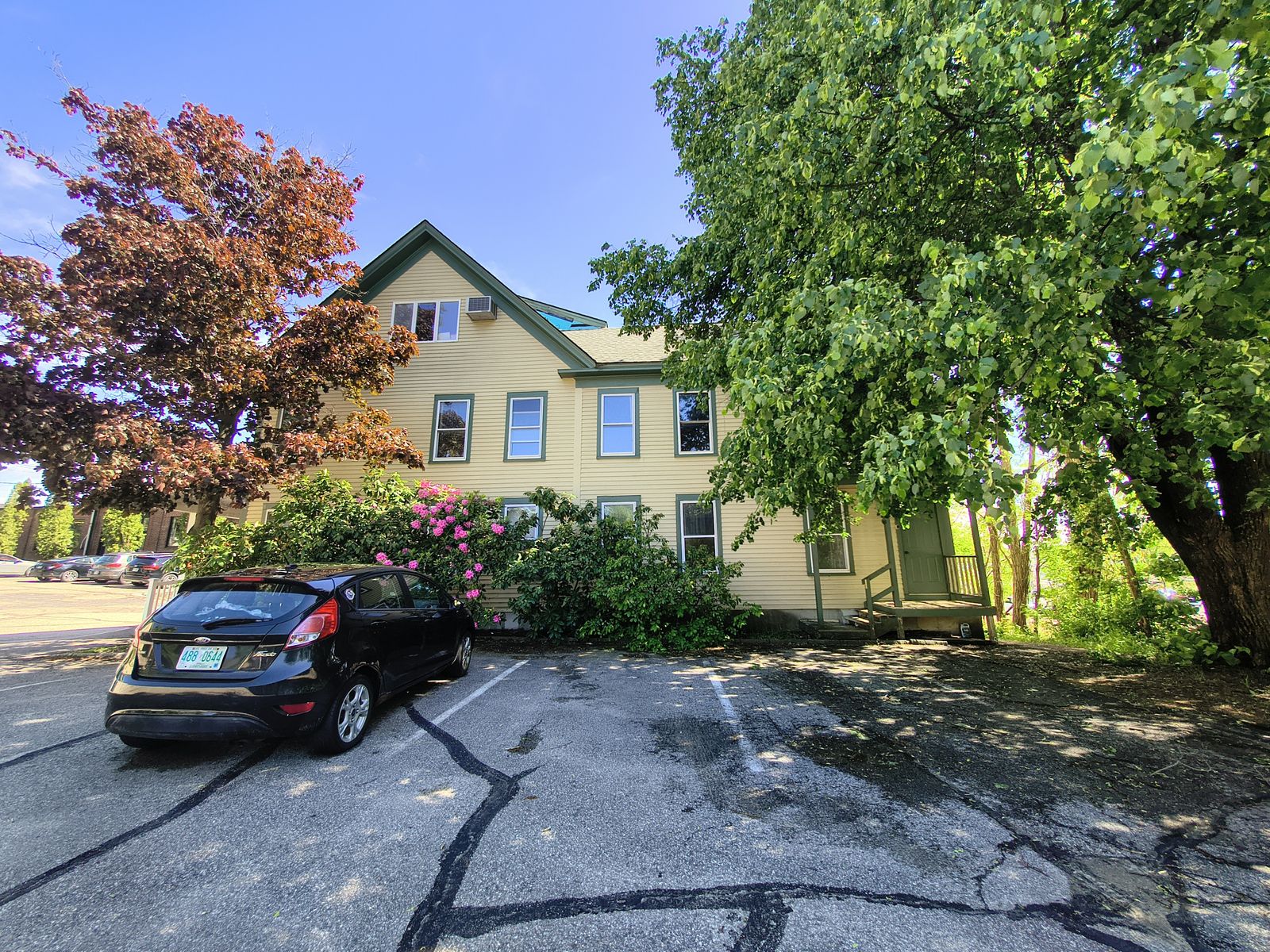 Photo 6 of 376 Union Ave