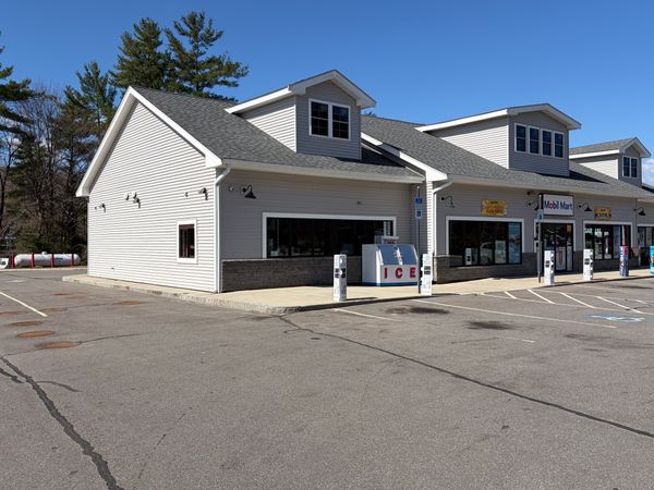 4 Commerce Way