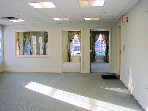 155 Lafayette Rd