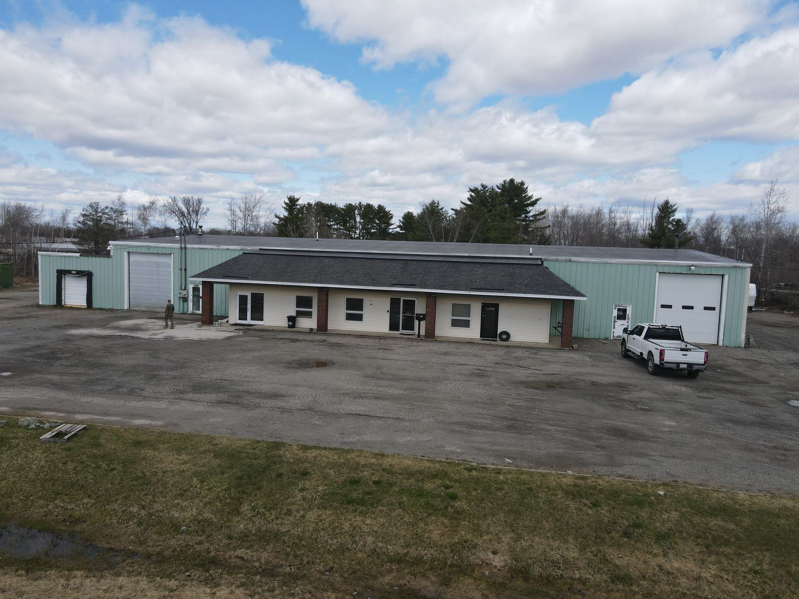 Photo 2 of 121 Target Industrial Circle