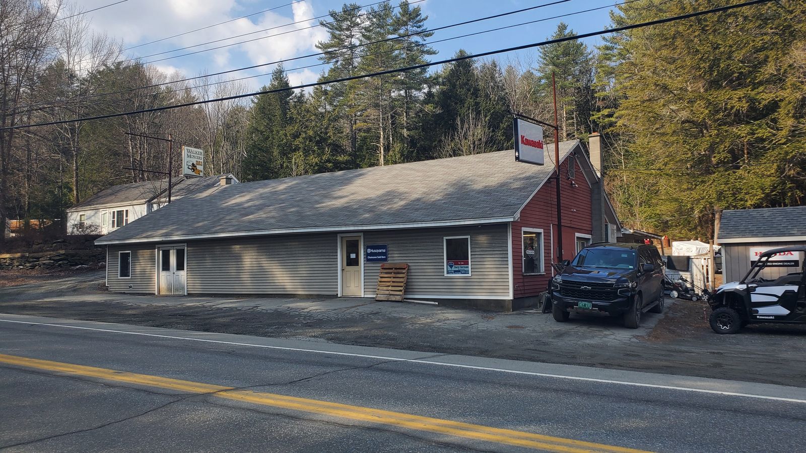 Photo 2 of 3803 Woodstock Rd.