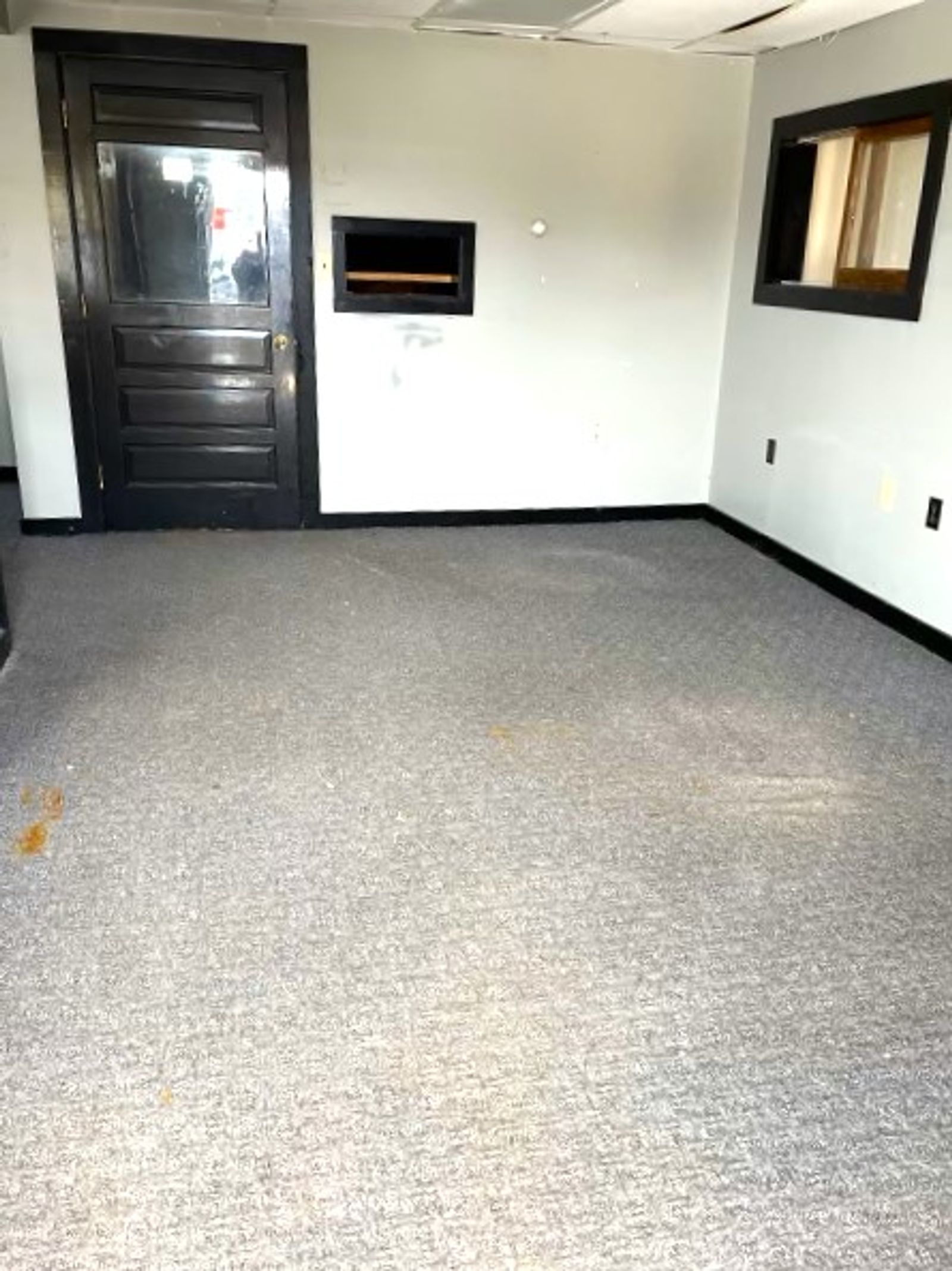 Photo 19 of 22 Huckins Rd