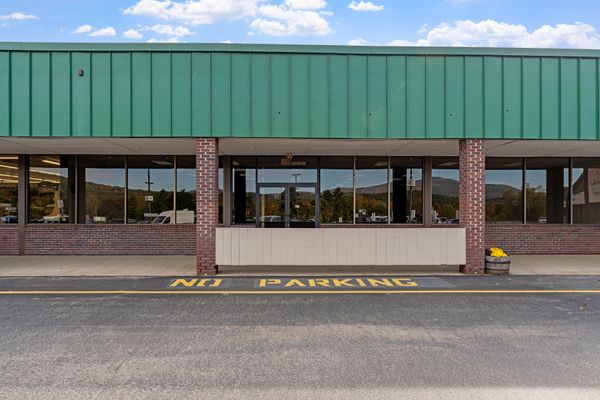 389 Tenney Mountain Hwy