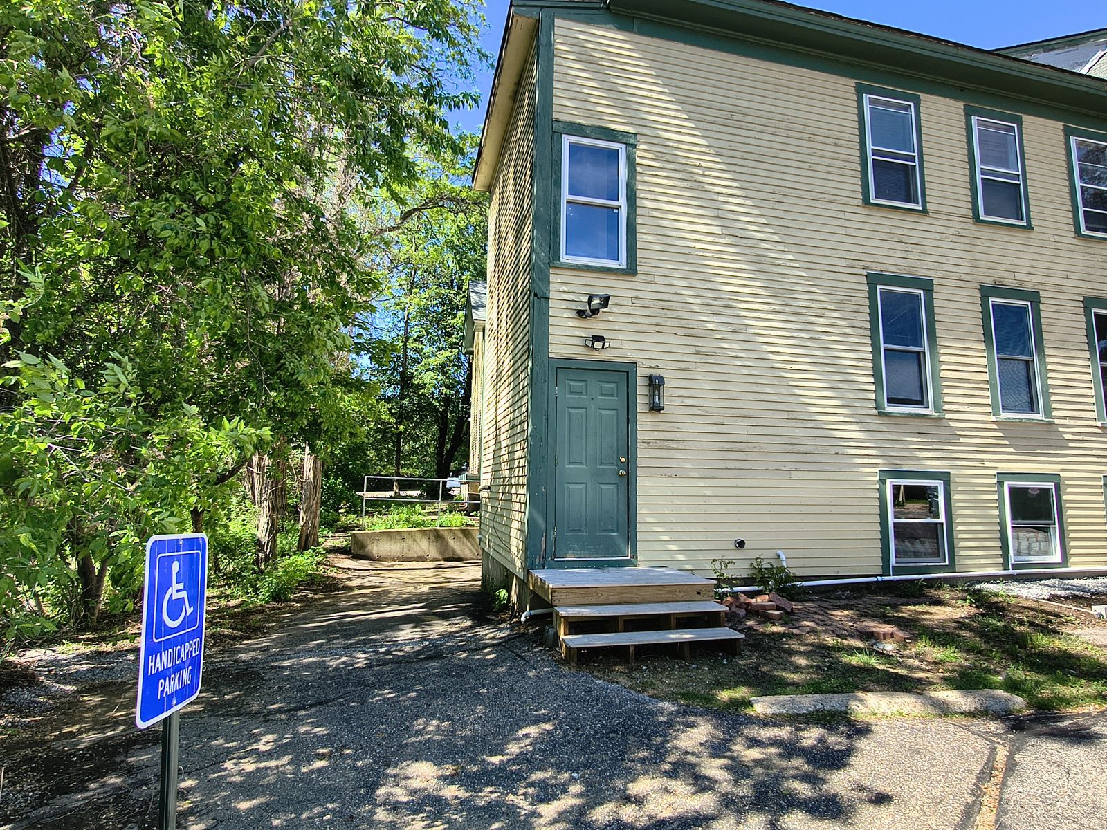 Photo 12 of 376 Union Ave