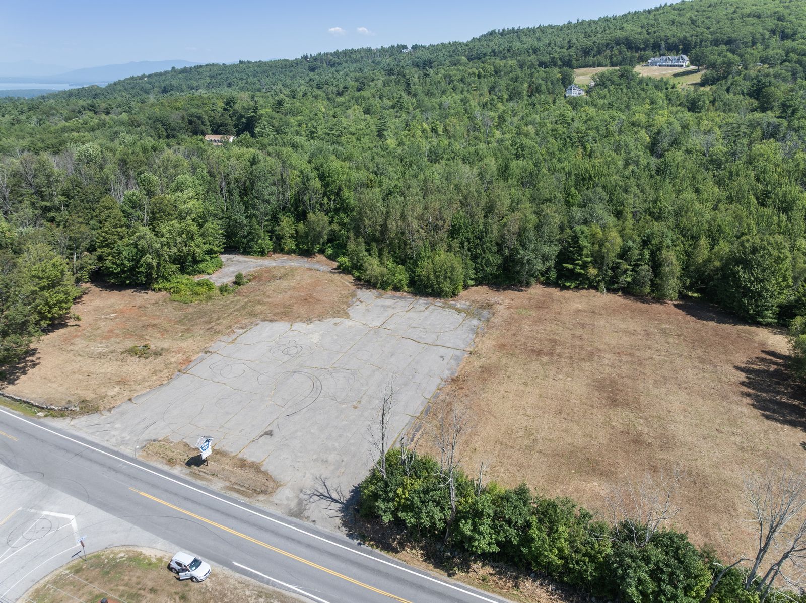 Photo 6 of 700-720 Cherry Valley Rd
