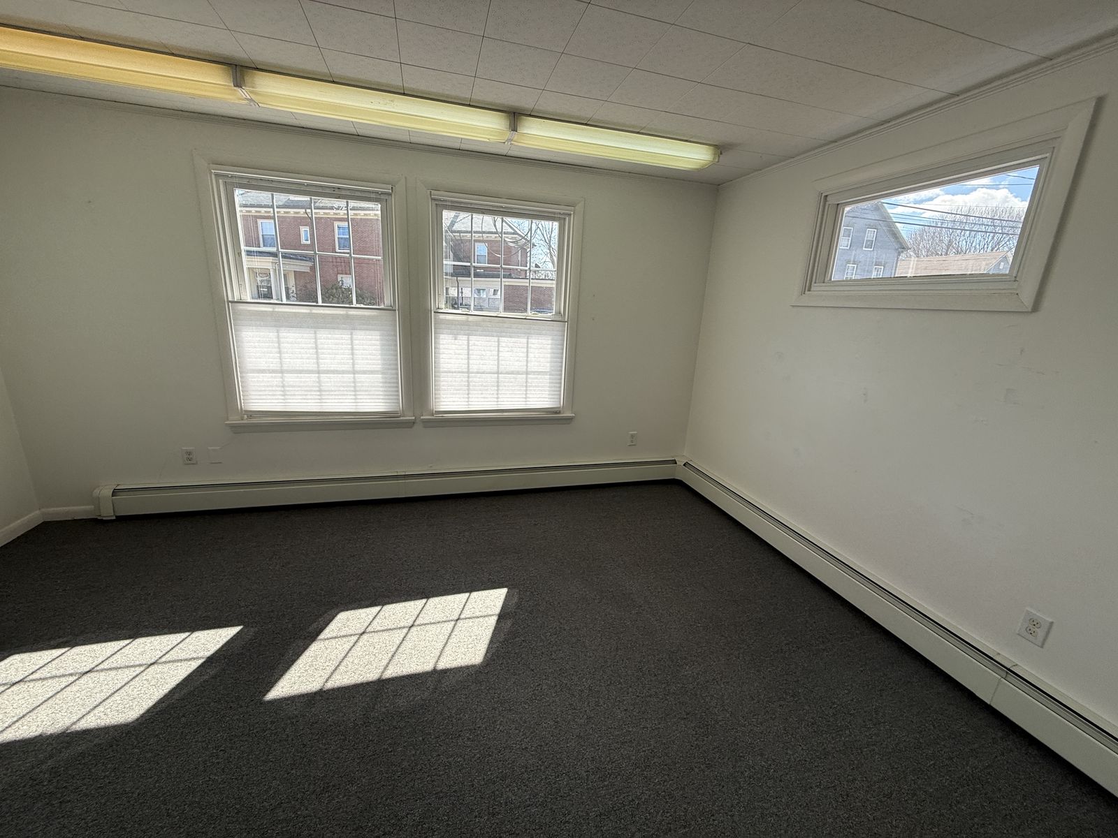 Photo 6 of 855 Sawyer Street
