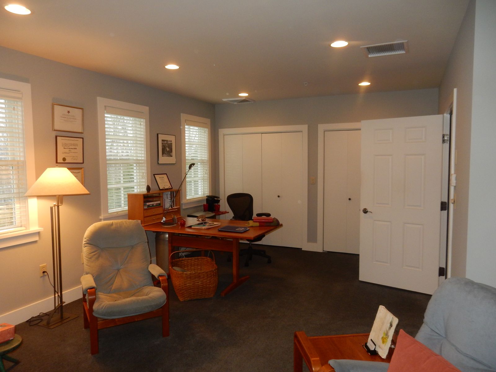 Photo 4 of 205 Billings Farm #2C
