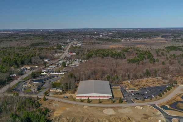 6 Airfield Dr
