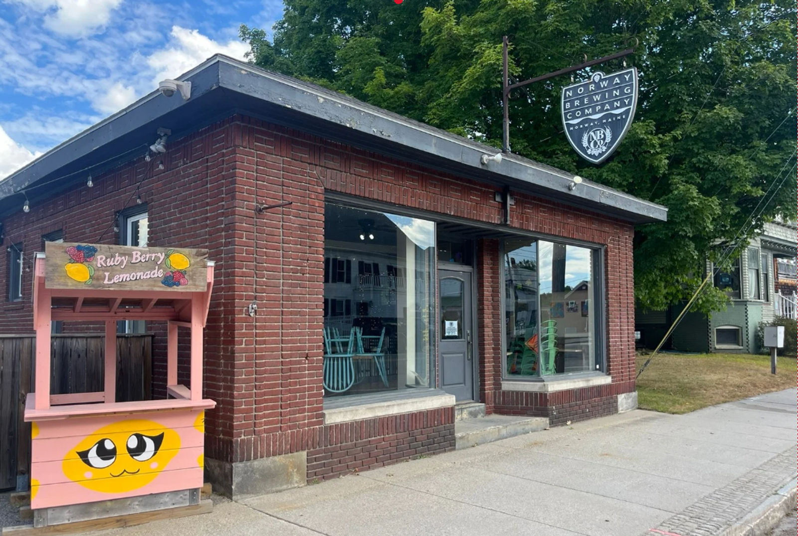 Photo of 237 Main Street