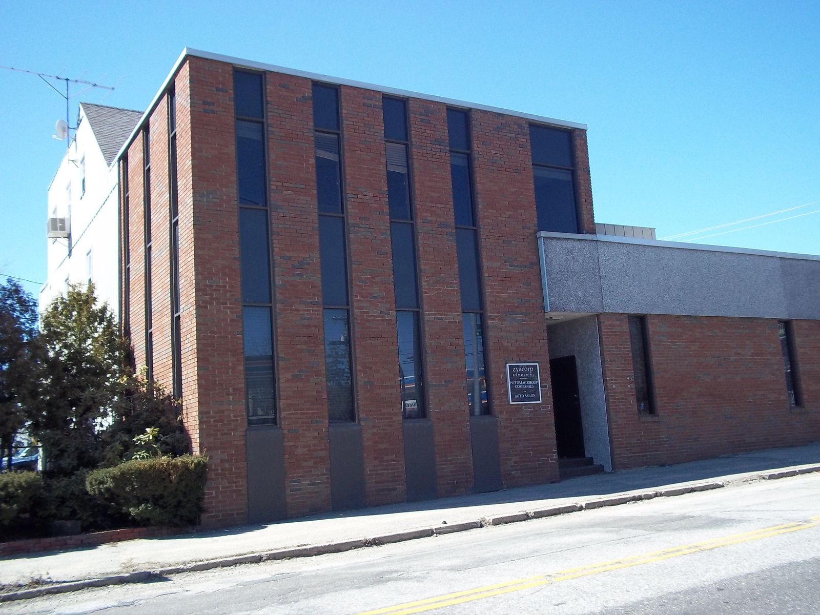 Photo 1 of 912 Union St.