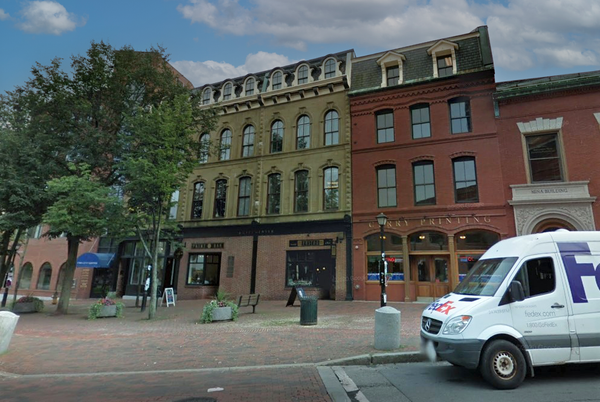 Retail/Office / For Lease