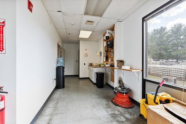 60 Darin Dr