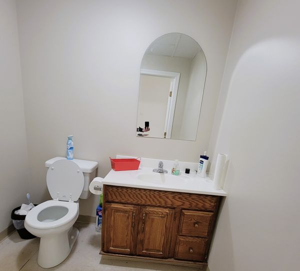 10 Chestnut Dr.