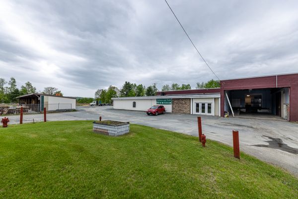 1139-1143 Clark Pond Rd