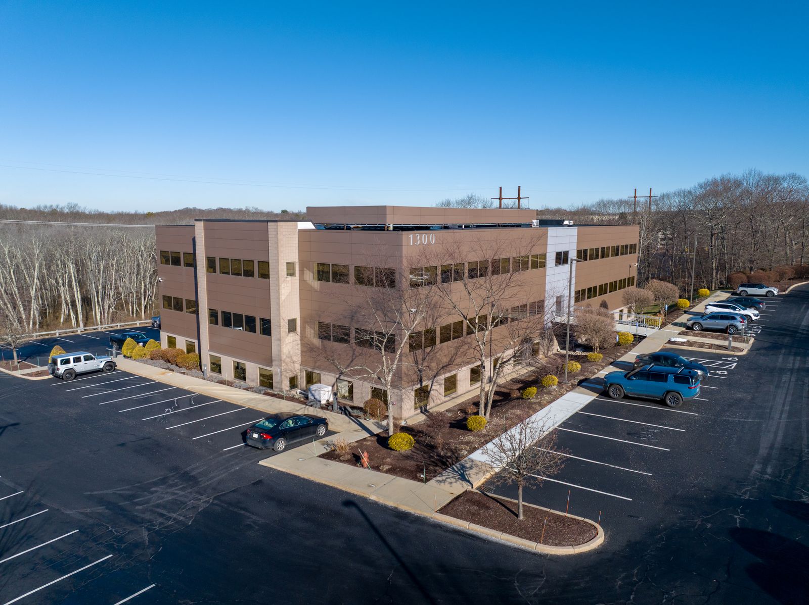 Photo 2 of 1300 Highland Corporate Dr