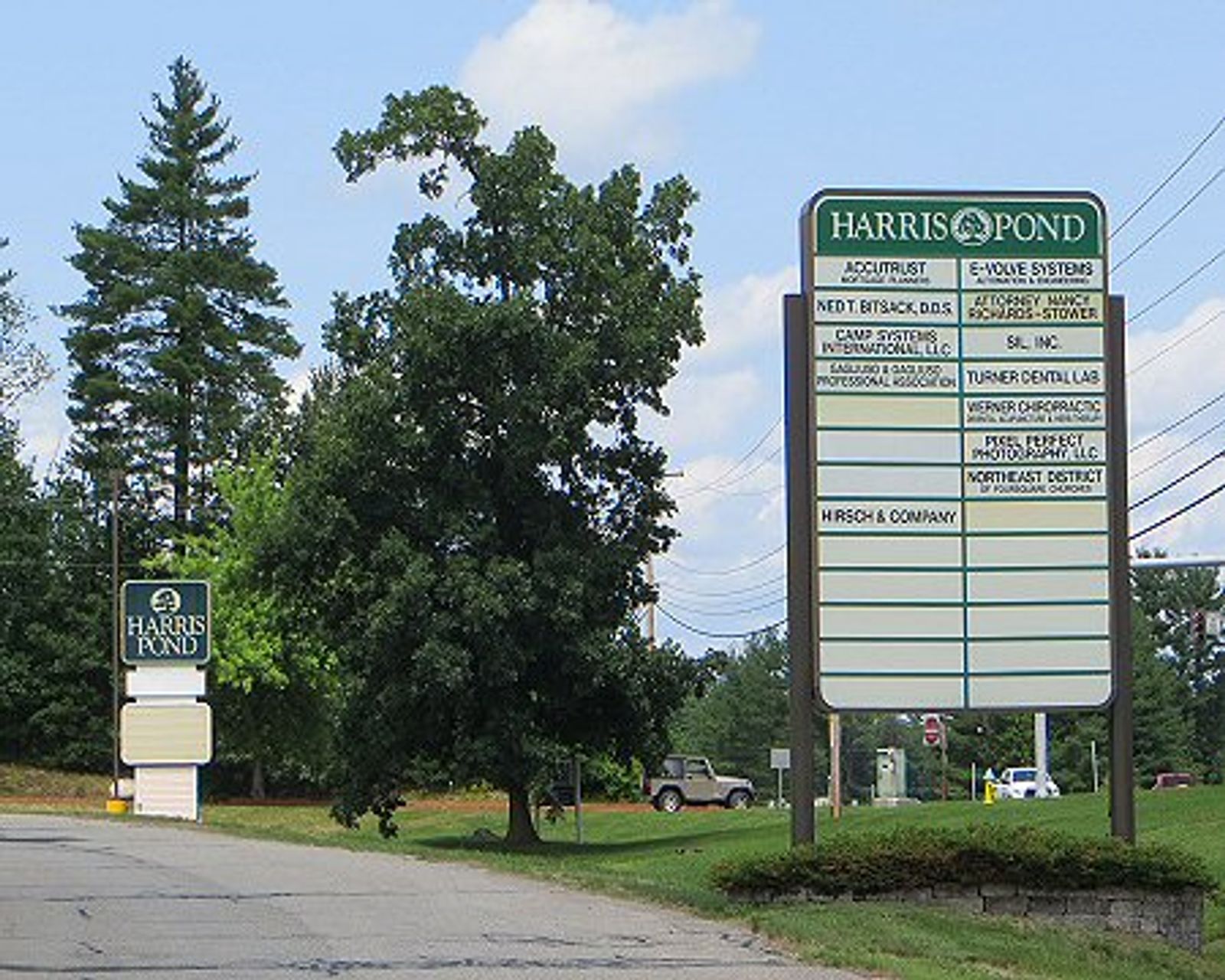 Photo 8 of 32 Daniel Webster Hwy