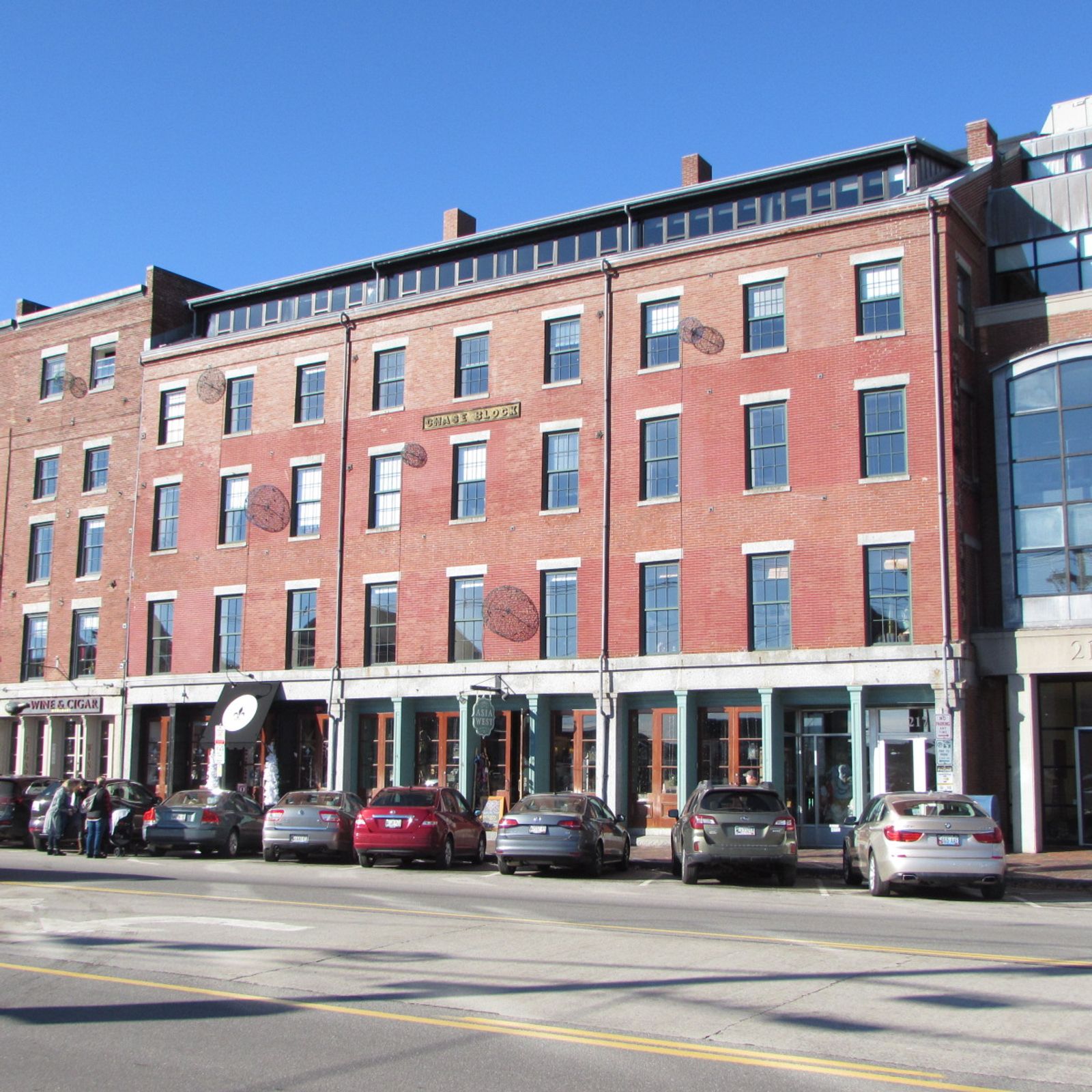 Photo 1 of 217 Commercial St