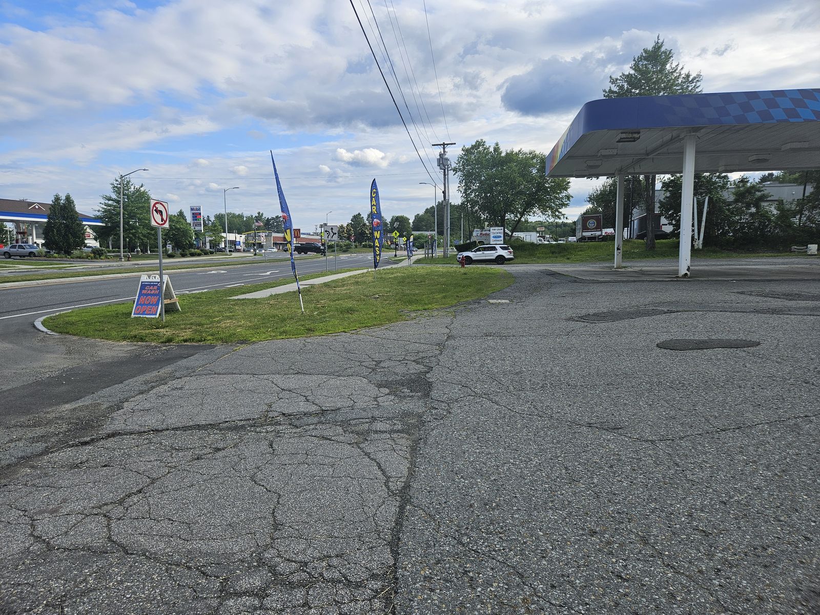 Photo 6 of Retail site w drive thru capable