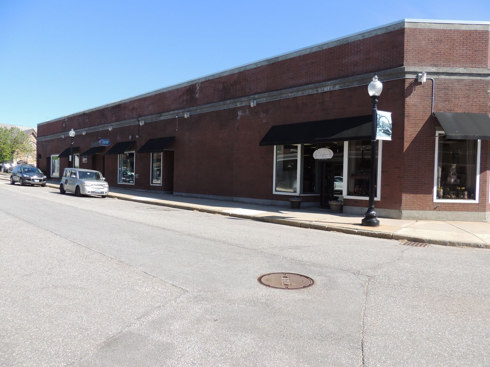 Photo 3 of 1-604 Main St
