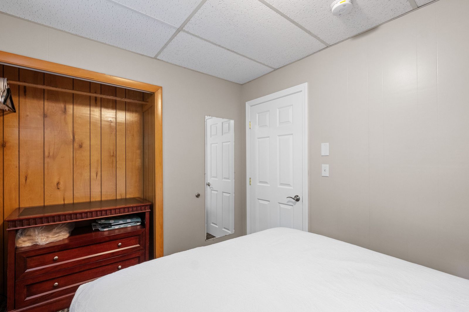 Photo 62 of 291 Endicott St N