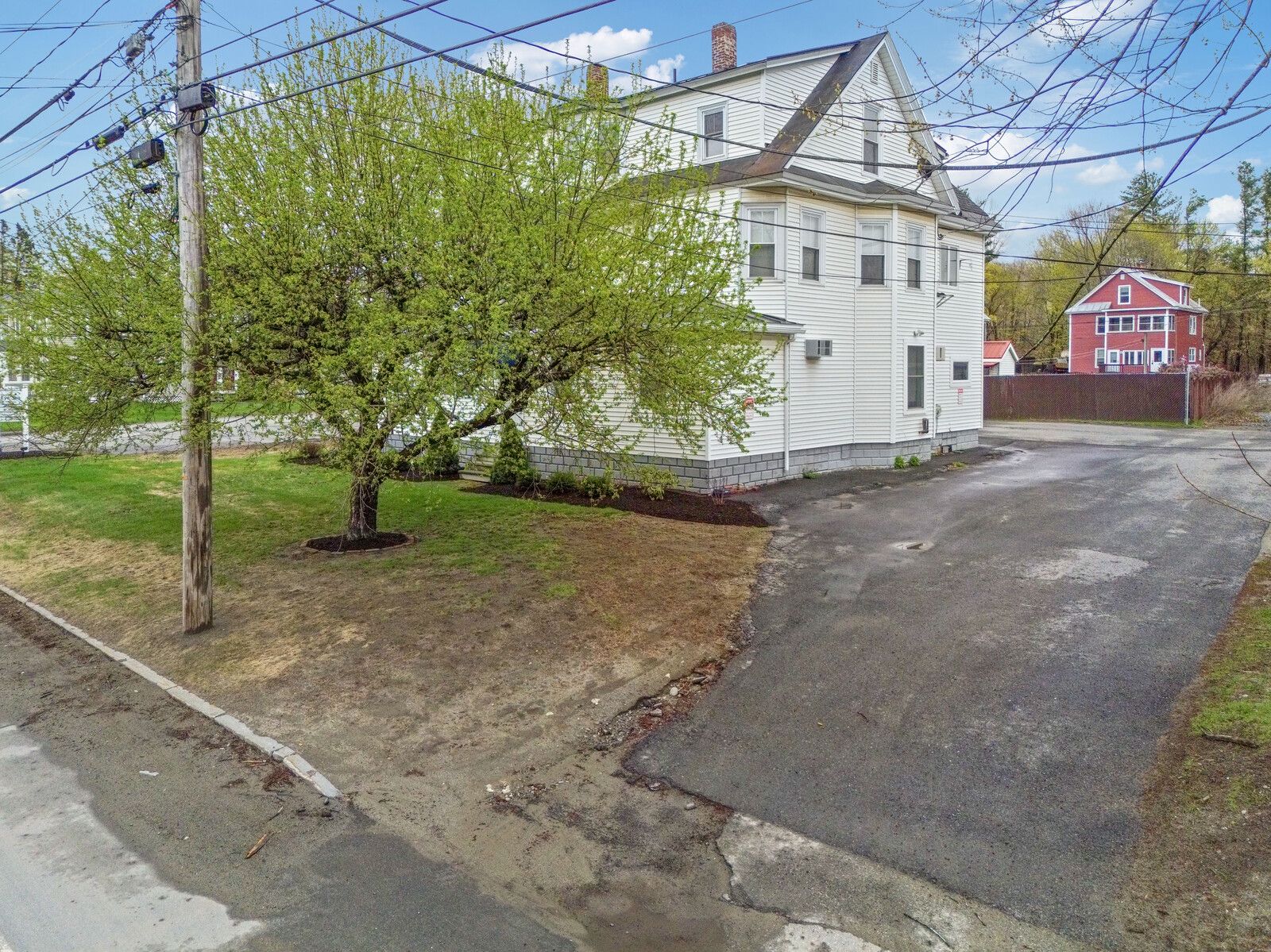 Photo 4 of 166 Silver St