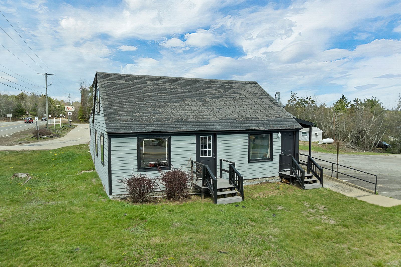 Photo 9 of 6 Main St