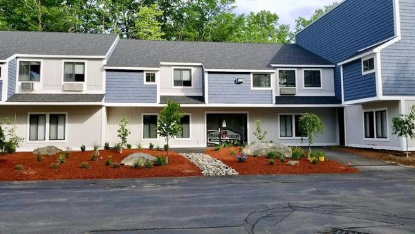 10 Chestnut Dr.