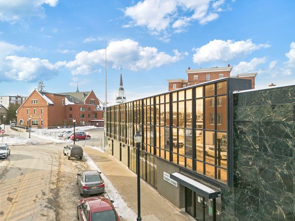 180 Main Street