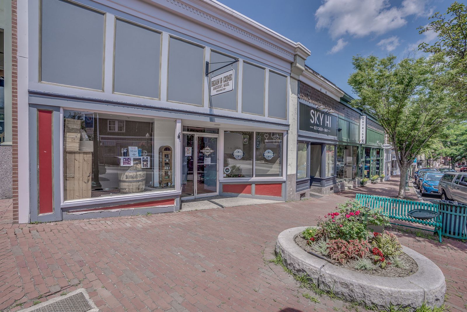 Photo 129 of 45 Main St