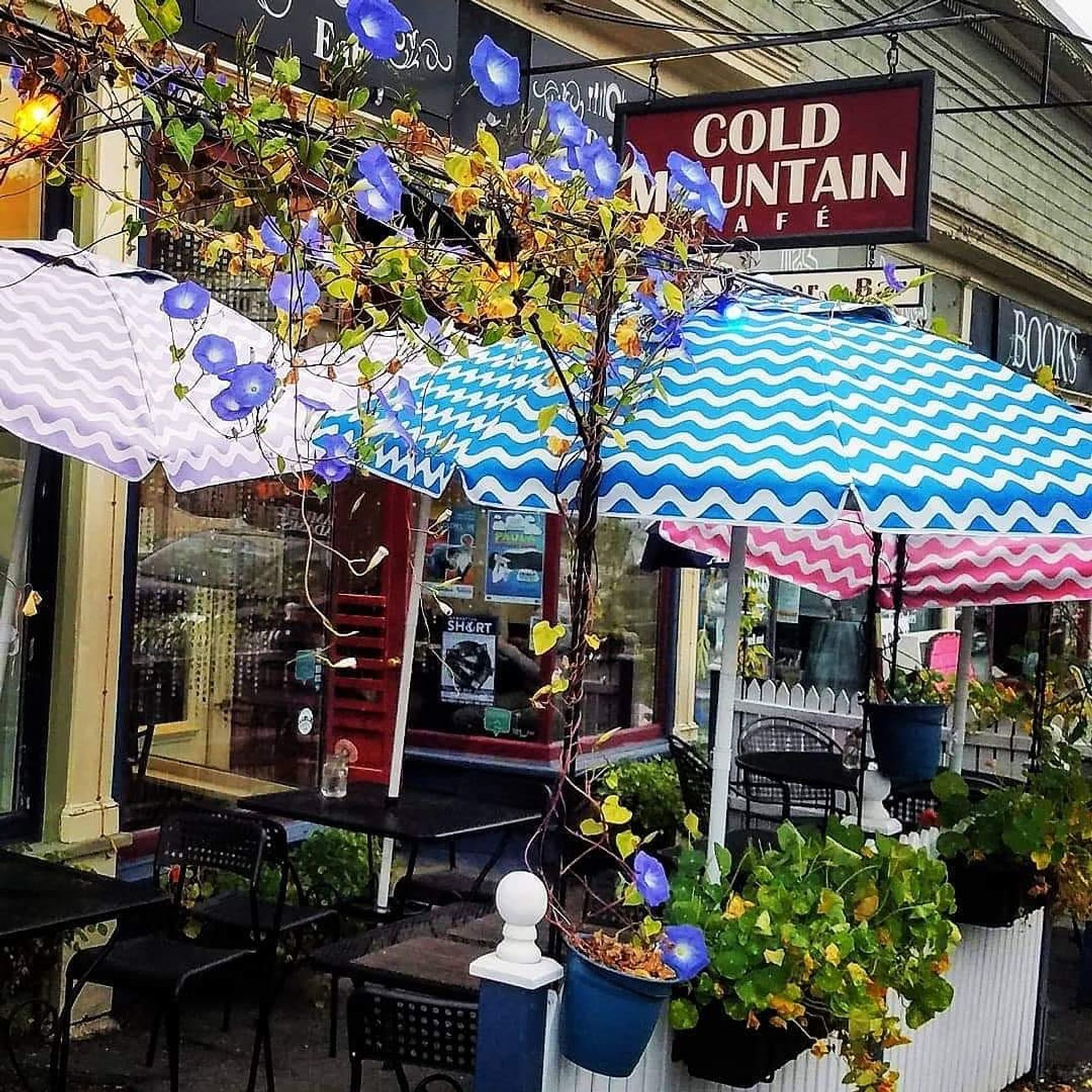 Photo 7 of 2015 Main St