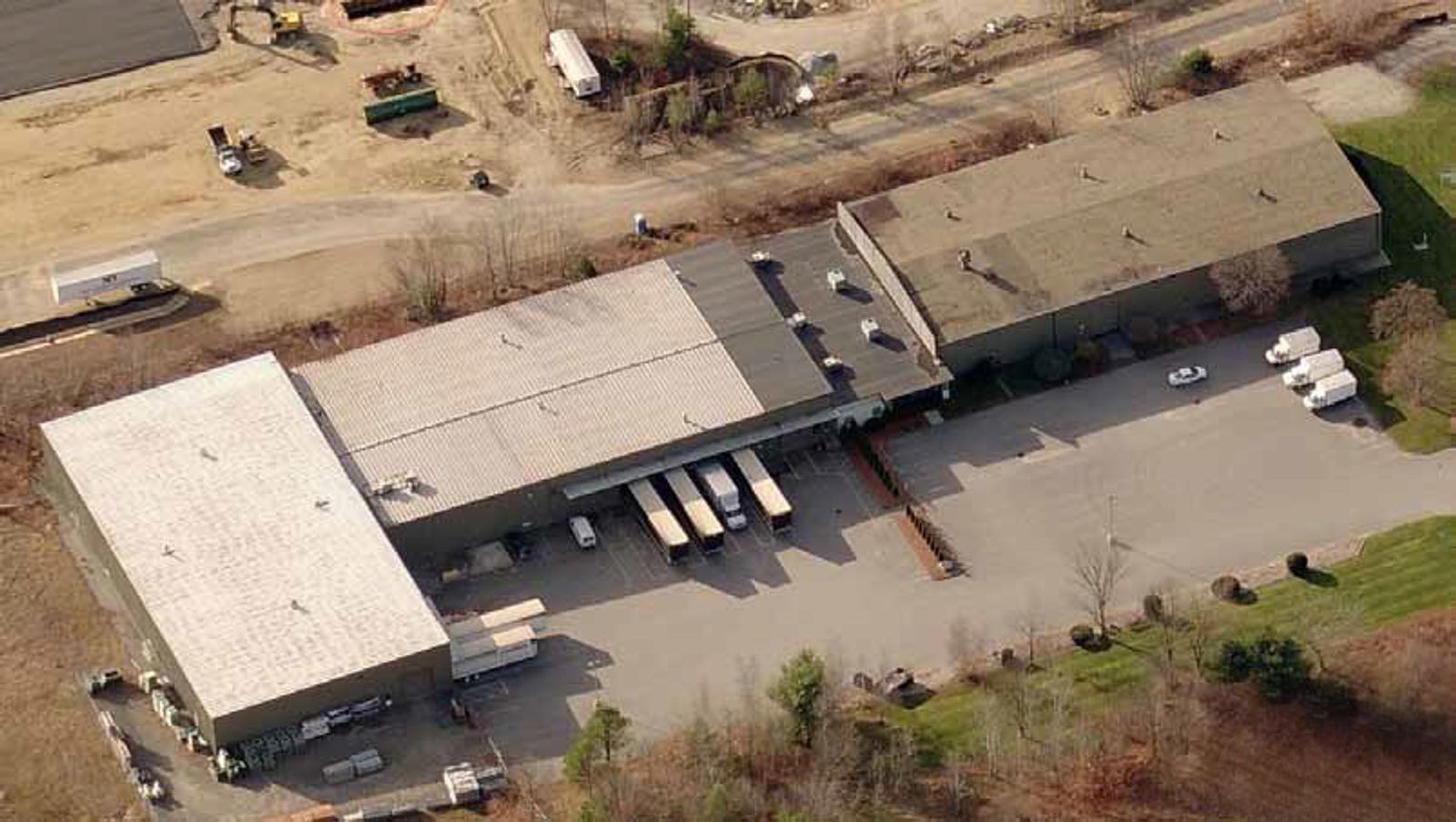 Photo 2 of 200 Perimeter Rd