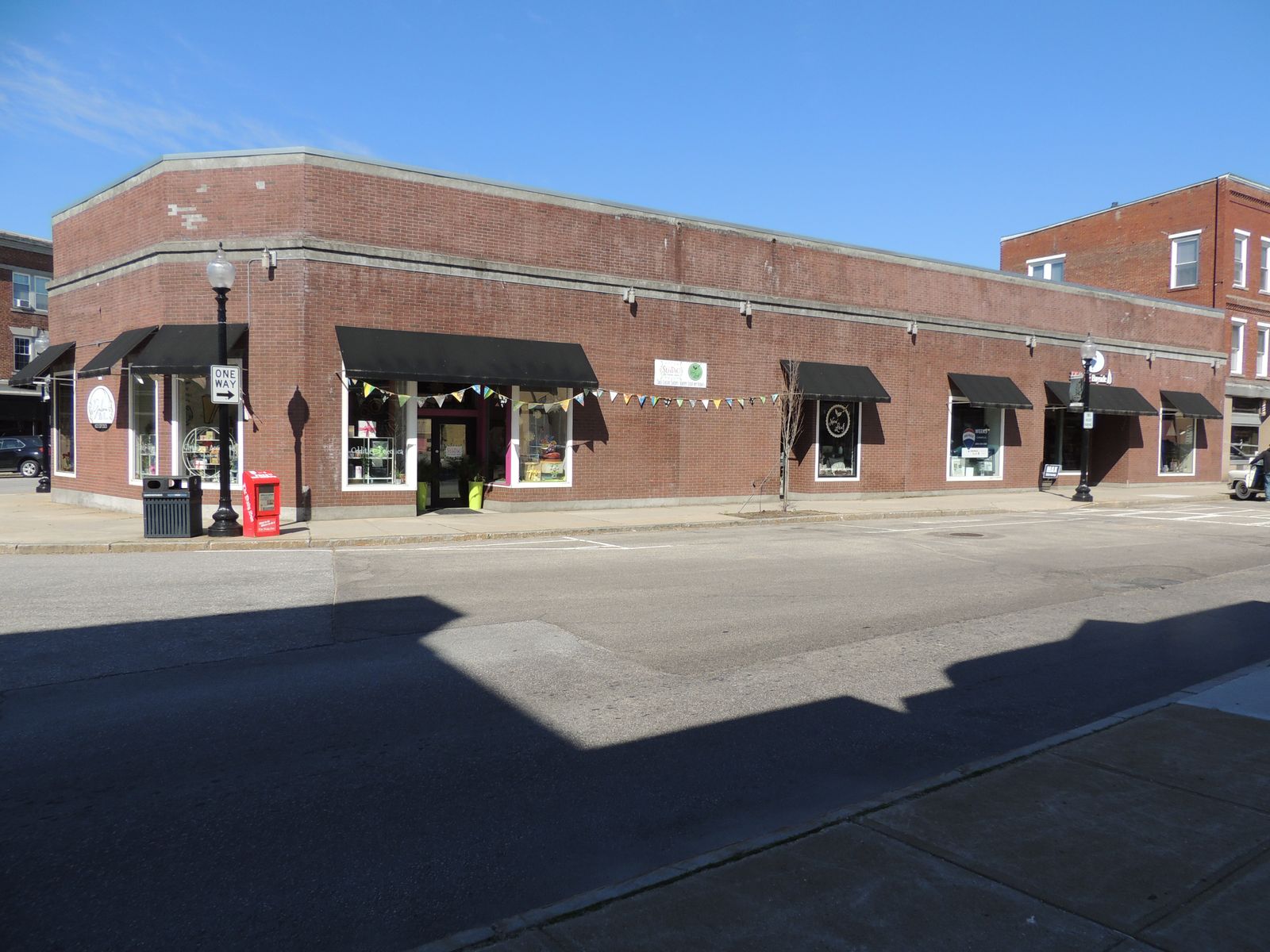 Photo 8 of 1-604 Main St