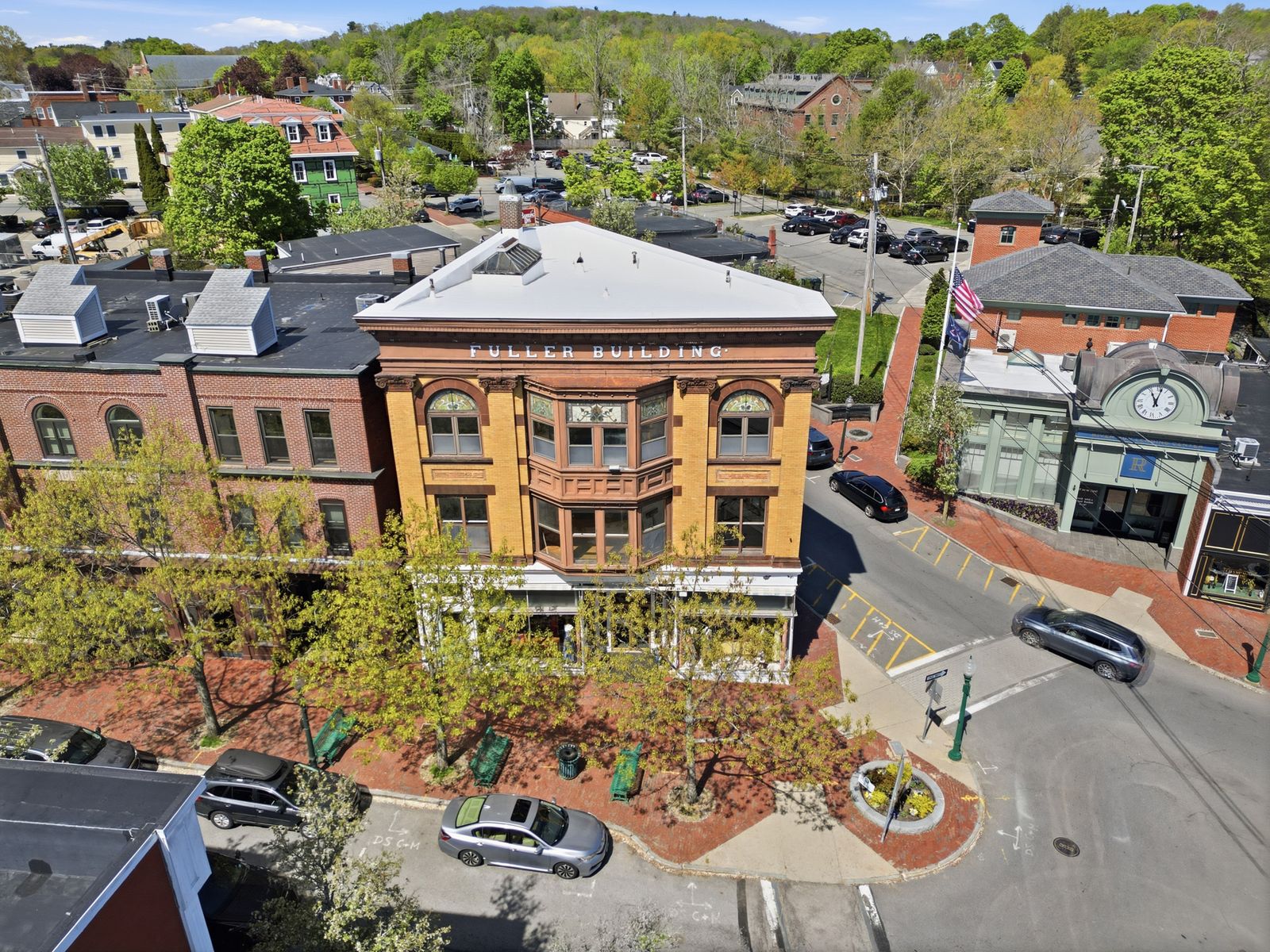 Photo 6 of 45 Main St